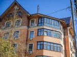 Подрядчики с высокой квалификацией ремонтируют кровли с мансардами в Звенигороде