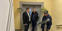 Подъезд дома во Власихе получил новую жизнь благодаря ремонту и участию жильцов - Regions.Ru